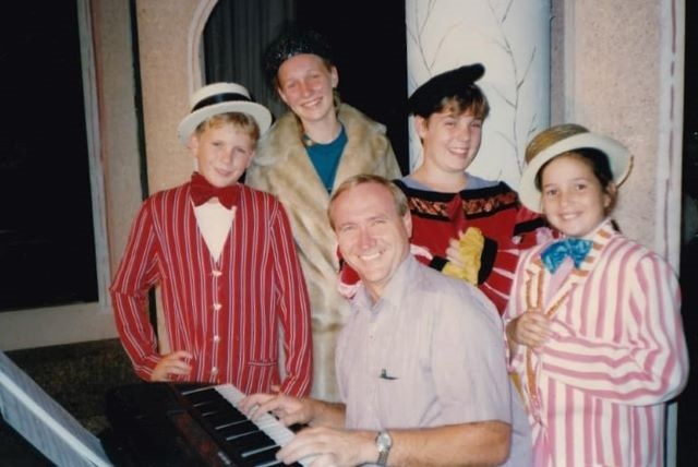 michael callaway and christine ragni and colin thrupp and jennaatherton with Ken Petersen rehearsing for Annie 1997
